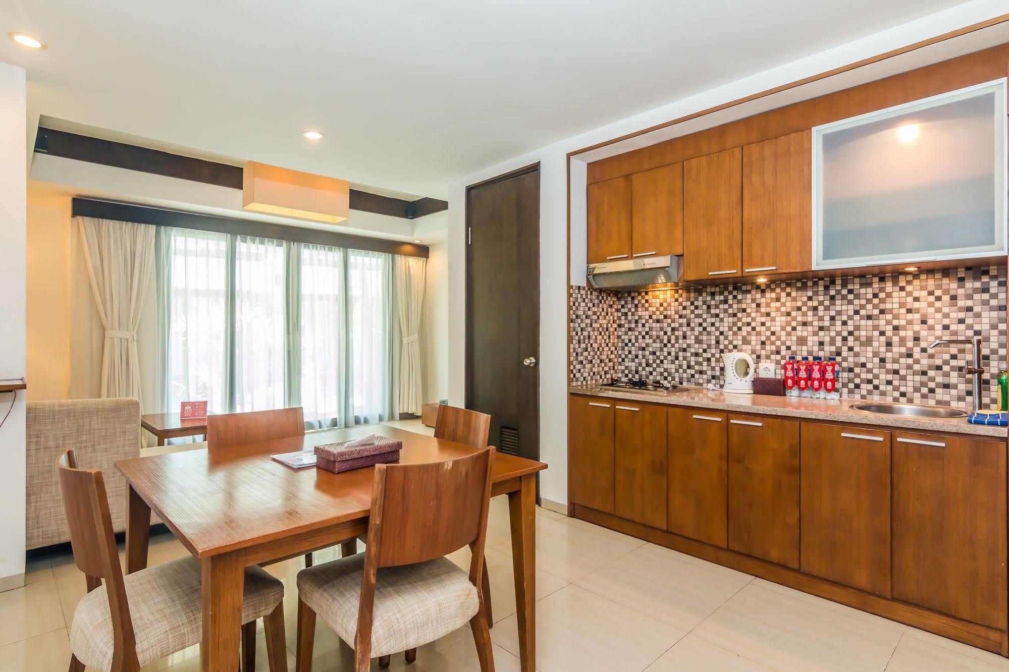 Zen Rooms Dewi Ratih Seminyak كوتا المظهر الخارجي الصورة